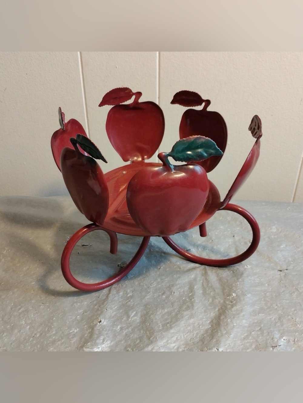 Red Metal Apple Decorative Bowl